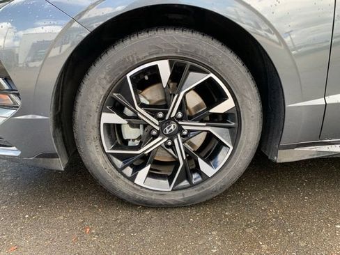 Certified 2024 Hyundai Sonata SEL FWD image 9