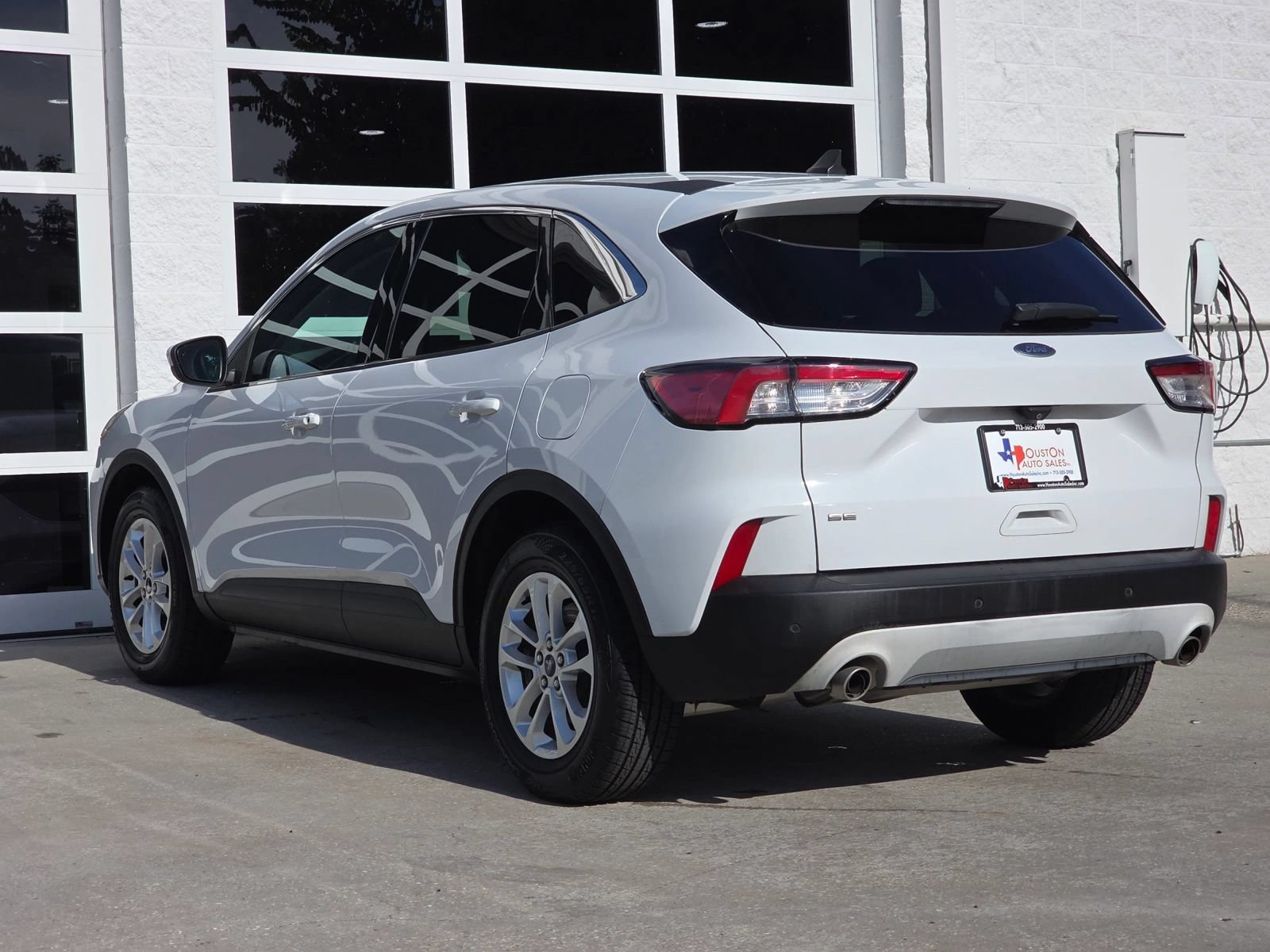 Used 2021 Ford Escape SE FWD image 7