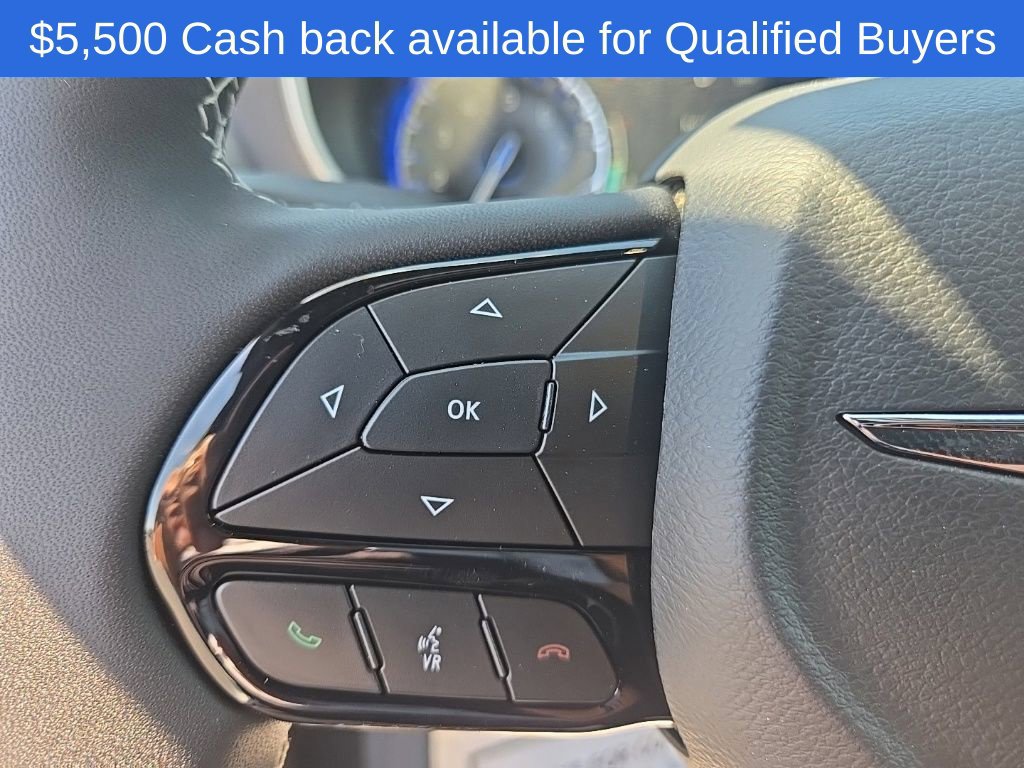New 2026 Chrysler Pacifica Select w/ S Appearance Package AWD/4WD image 16
