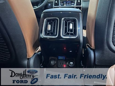 Used 2023 Kia Sorento SX Prestige image 43