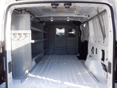 Used 2023 Ford Transit 250 Low Roof image 6