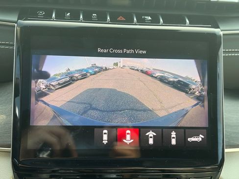 Used 2021 Jeep Grand Cherokee L Overland w/ Advanced Protech Group III AWD/4WD image 44