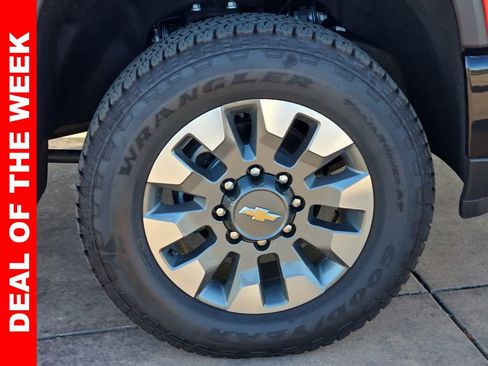 New 2025 Chevrolet Silverado 2500 Custom w/ Custom Value Package image 38