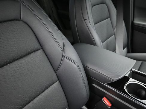 New 2026 Chevrolet Equinox LT w/ Convenience Package II image 26