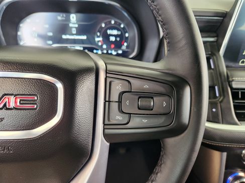 Certified 2024 GMC Yukon SLT image 30