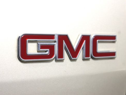 Used 2013 GMC Yukon SLT AWD/4WD image 33