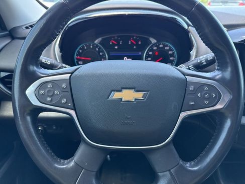 Used 2021 Chevrolet Traverse LT AWD/4WD image 10