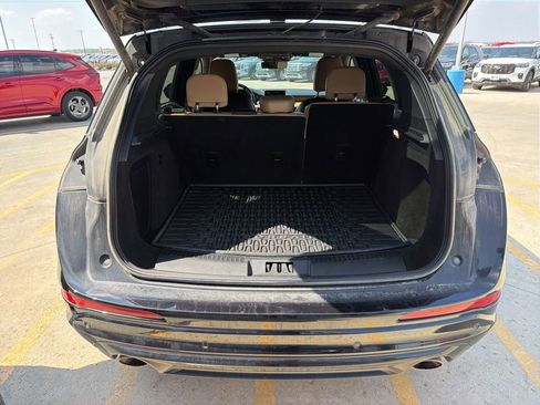 Used 2022 Lincoln Corsair Reserve w/ Equipment Group 201A image 20