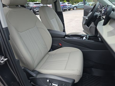 New 2026 Audi Q3 quattro 2.0T AWD/4WD image 10
