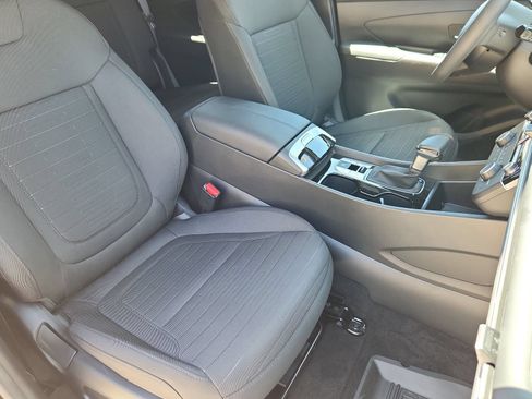 Certified 2025 Hyundai Santa Cruz SE AWD/4WD image 14