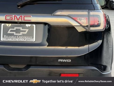 Used 2017 GMC Acadia SLT w/ LPO, Black Accent Package AWD/4WD image 8