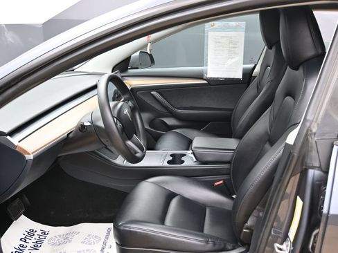 Used 2023 Tesla Model 3 Standard Range RWD image 27