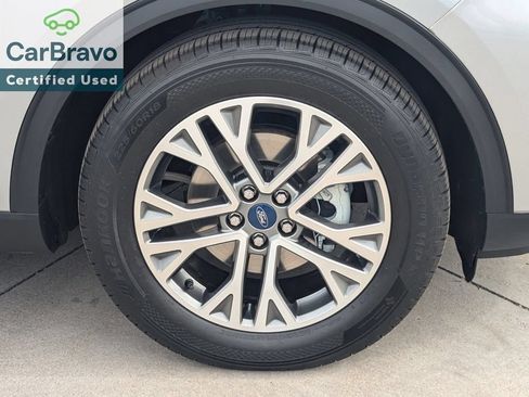 Used 2022 Ford Escape SEL FWD image 7