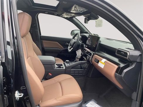 New 2025 Toyota 4Runner Limited image 15