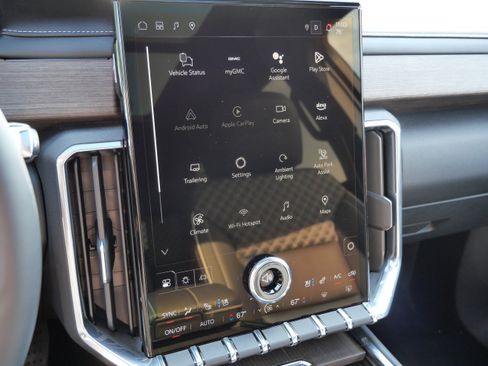 Used 2024 GMC Acadia Denali w/ Super Cruise Package image 21