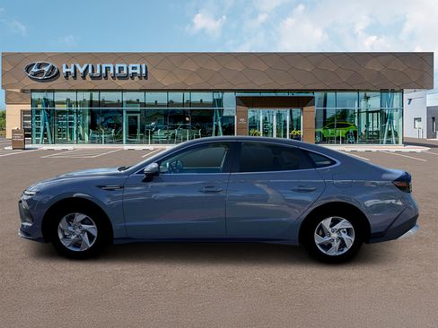 New 2026 Hyundai Sonata SE FWD image 3