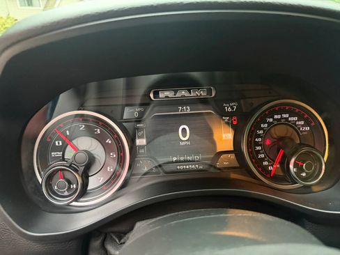 Used 2020 RAM 1500 Big Horn AWD/4WD image 32