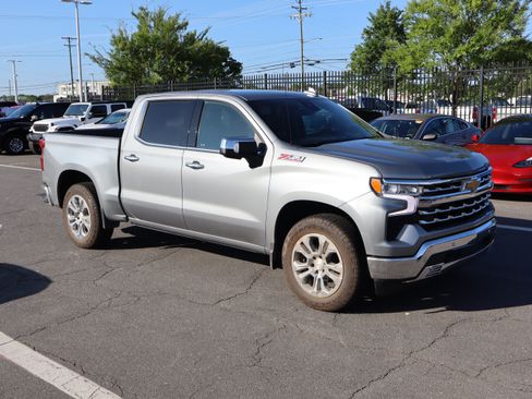 Used 2024 Chevrolet Silverado 1500 LTZ w/ Z71 Off-Road Package AWD/4WD image 2