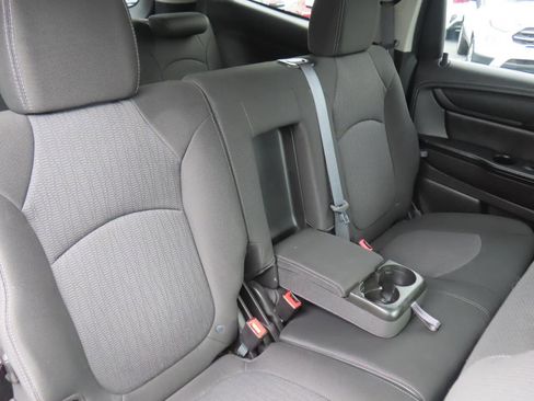 Used 2014 Chevrolet Traverse LT AWD/4WD image 35