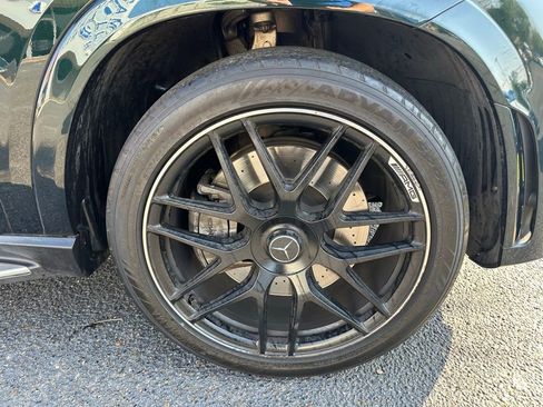 Used 2022 Mercedes-Benz GLE 53 AMG 4MATIC image 25