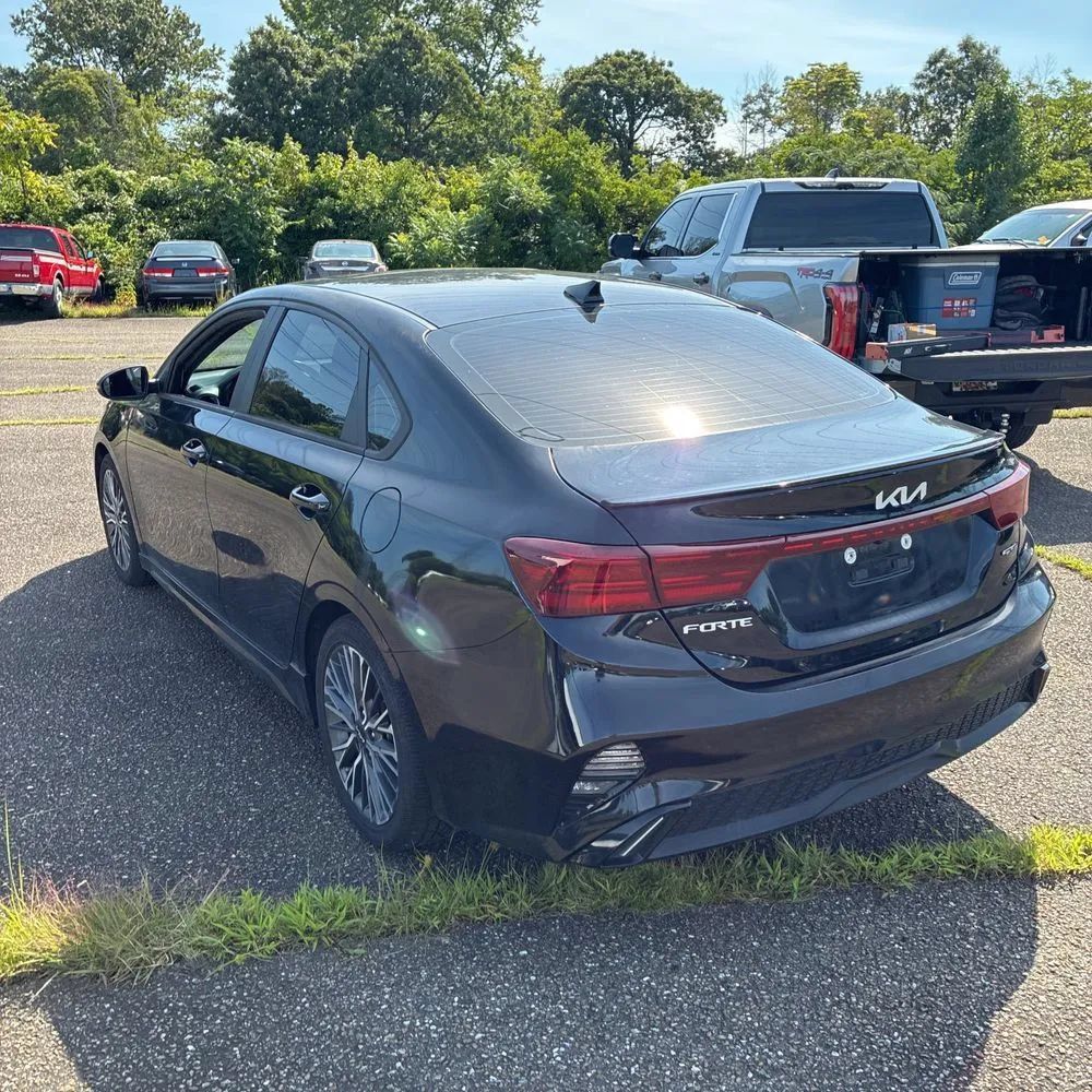 Used 2023 Kia Forte GT-Line w/ GT-Line Premium Package FWD image 6