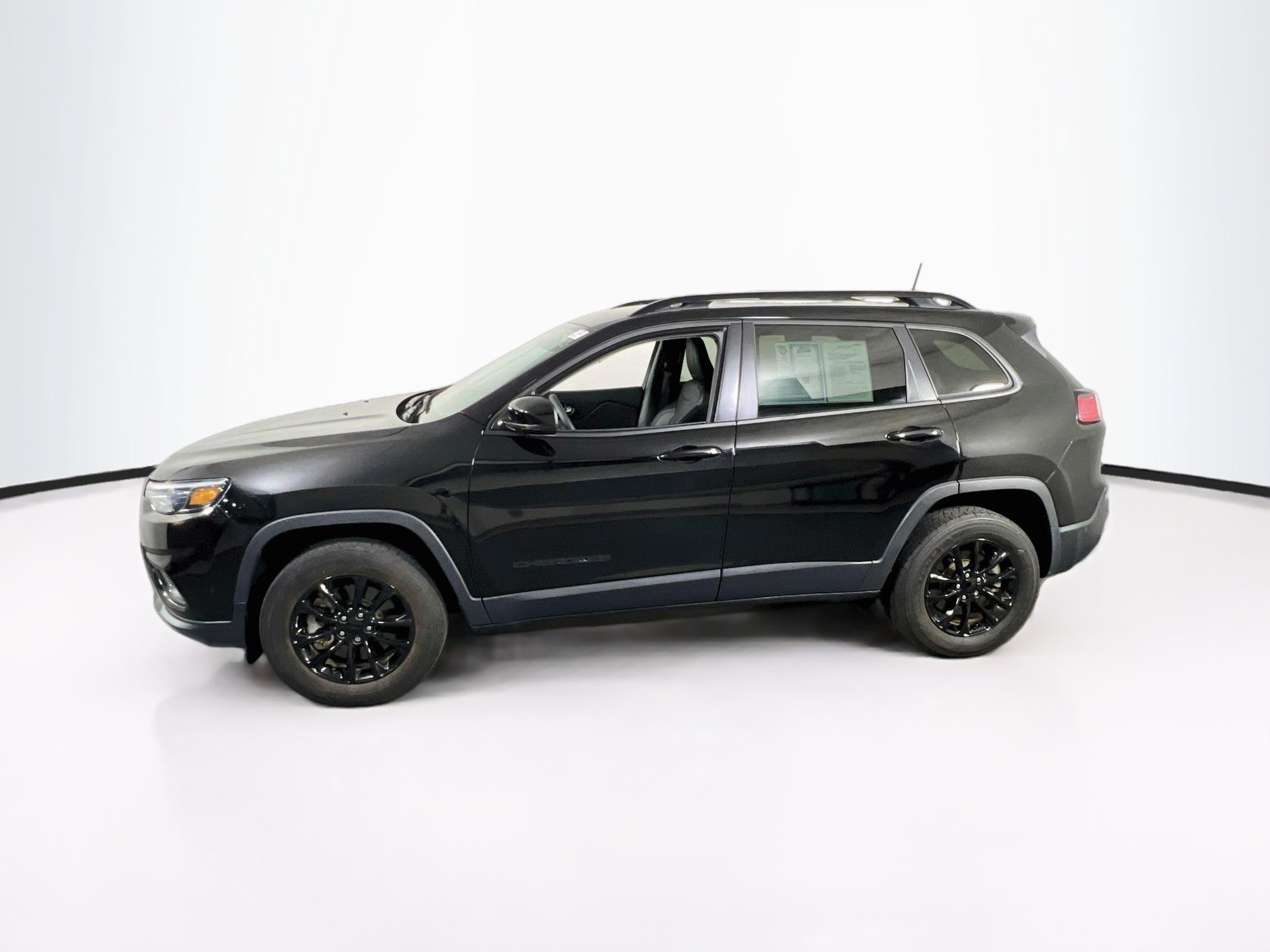 Used 2023 Jeep Cherokee Altitude Lux AWD/4WD image 8