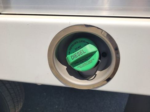 New 2025 Ford F550 2WD Regular Cab Super Duty image 15