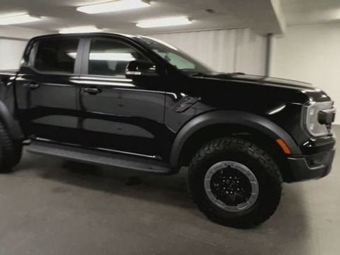 Used 2025 Ford Ranger Raptor AWD/4WD image 2