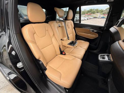 Used 2018 Volvo XC90 T6 Momentum w/ Convenience Package AWD/4WD image 22