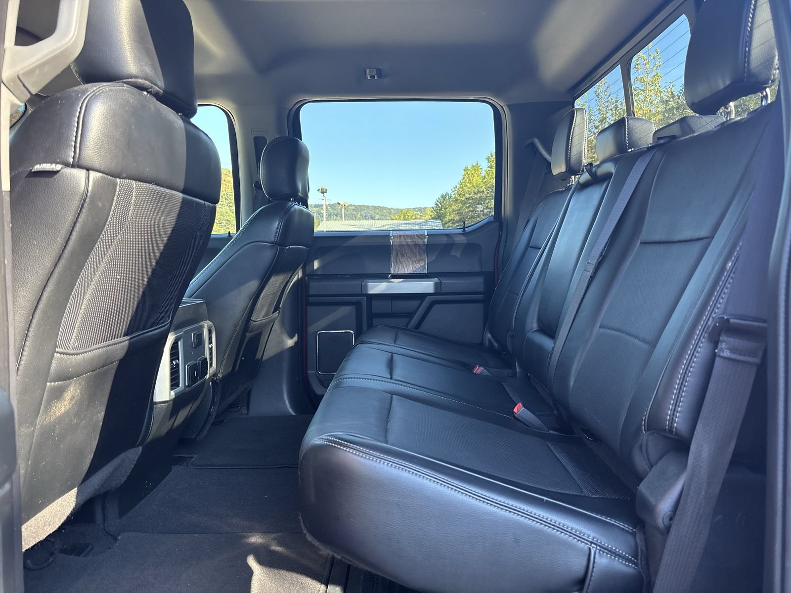 Used 2019 Ford F250 Lariat w/ Chrome Package AWD/4WD image 24