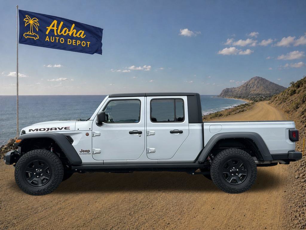 Used 2022 Jeep Gladiator Mojave w/ Cold Weather Group AWD/4WD image 2