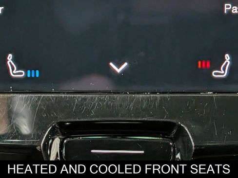 Used 2024 Volvo XC60 B5 Ultimate image 27