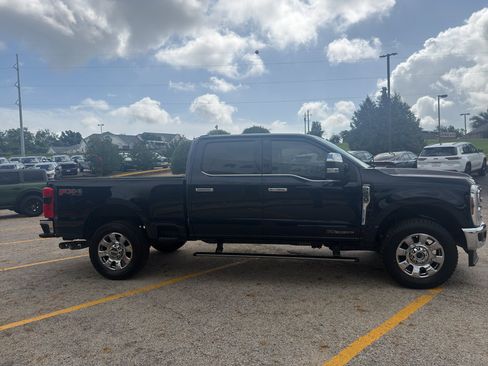 Used 2024 Ford F250 Lariat w/ Lariat Ultimate Package AWD/4WD image 4