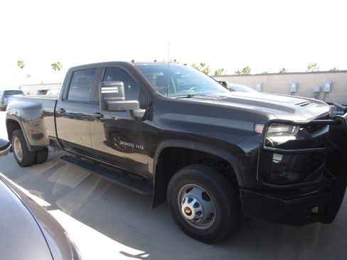 Used 2021 Chevrolet Silverado 3500 W/T w/ Gooseneck/5TH Wheel Package image 2