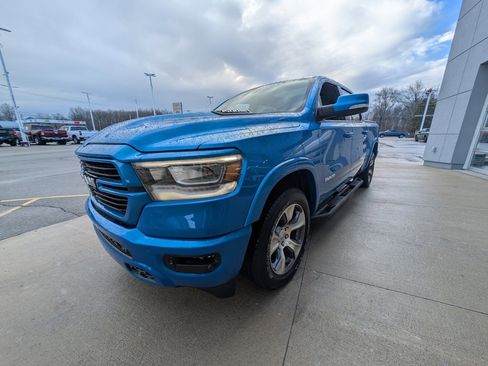 Used 2021 RAM 1500 Laramie w/ Sport Appearance Package image 8