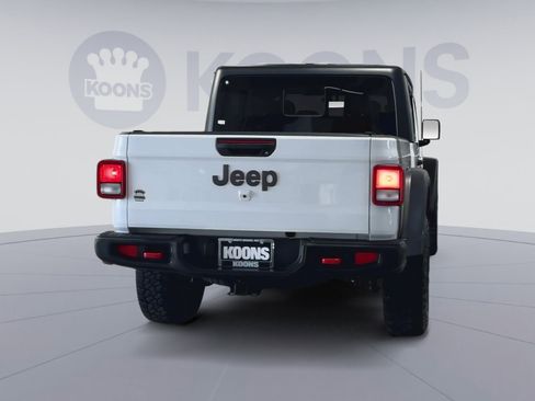 Used 2023 Jeep Gladiator Rubicon w/ Trailer Tow Package AWD/4WD image 10
