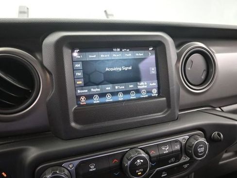 Used 2022 Jeep Wrangler Unlimited Sport AWD/4WD image 34