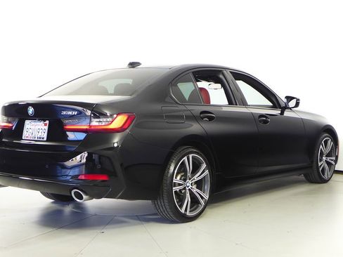 Certified 2023 BMW 330i Sedan w/ Driving Assistance Package RWD image 7