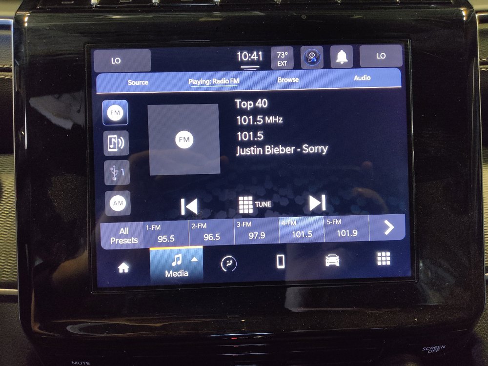 Used 2024 Jeep Grand Cherokee Laredo RWD image 25