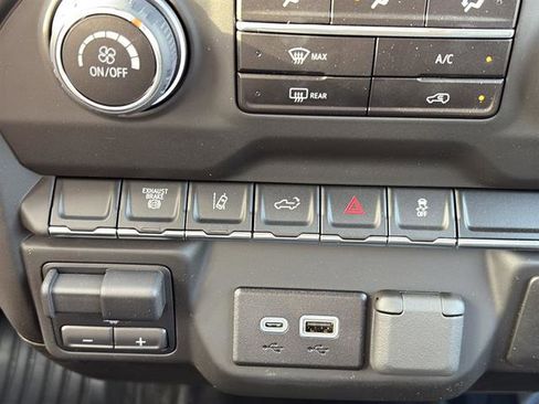 New 2025 Chevrolet Silverado 2500 W/T w/ WT Convenience Package AWD/4WD image 22