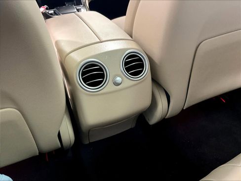 Used 2022 Mercedes-Benz GLC 300 4MATIC image 28