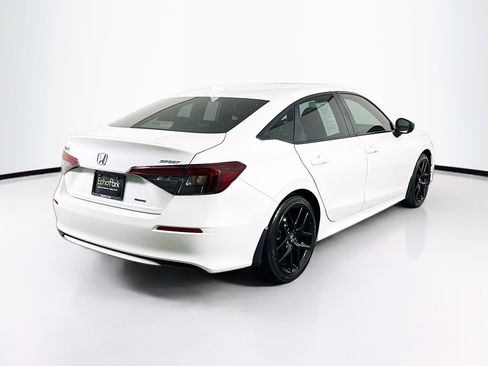 Used 2025 Honda Civic Sport image 9