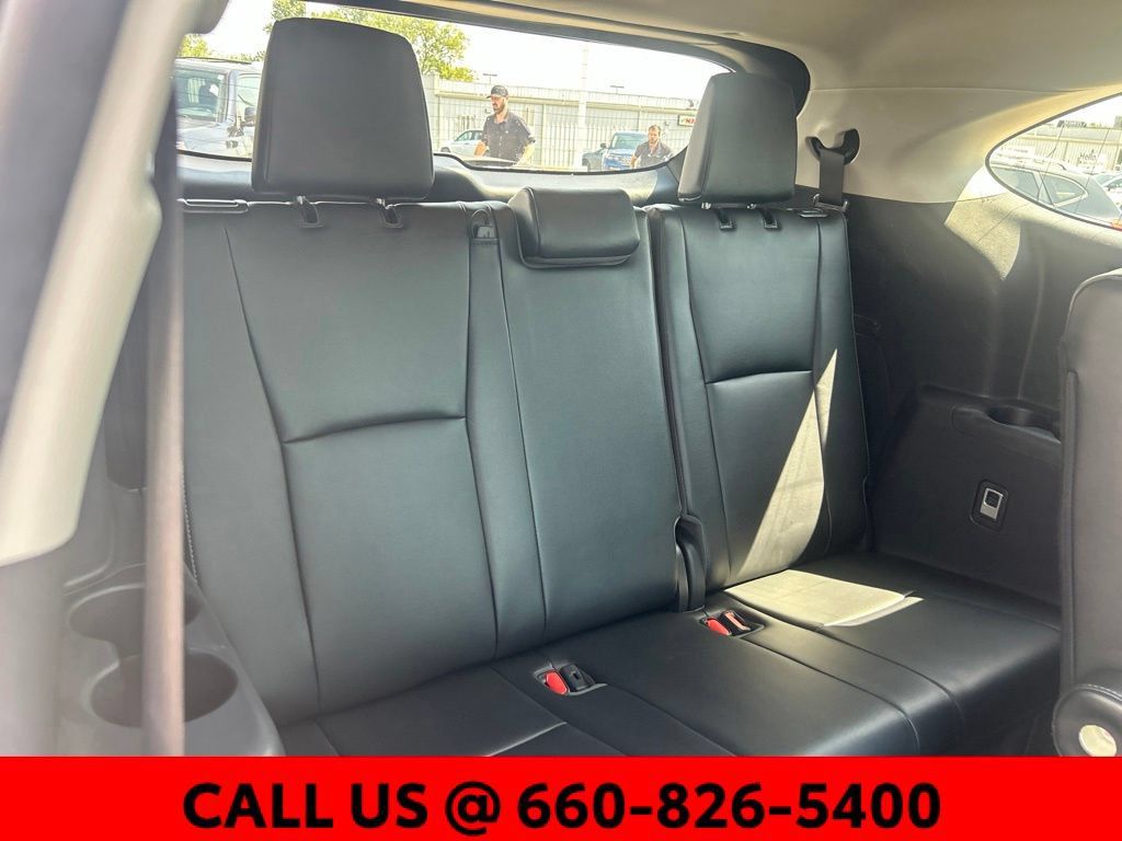 Used 2023 Toyota Highlander Platinum AWD/4WD image 7