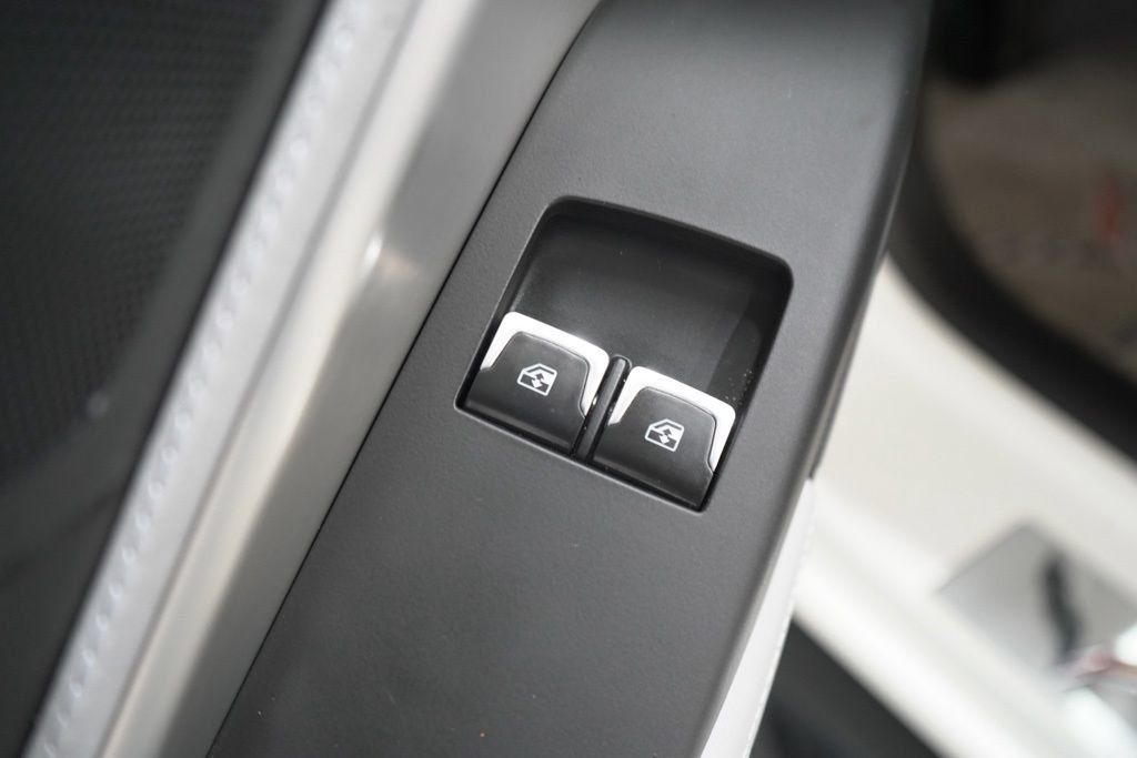 Used 2018 Chevrolet Corvette Grand Sport RWD image 19