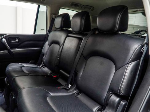 Used 2024 INFINITI QX80 Luxe image 38