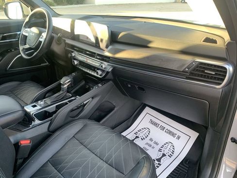 Used 2024 Kia Telluride SX X-Line image 27