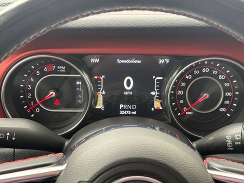 Used 2020 Jeep Wrangler Rubicon w/ Steel Bumper Group image 18