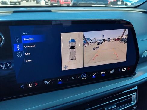 New 2026 Chevrolet Traverse LT w/ Midnight/Sport Edition FWD image 12