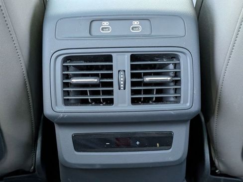 Certified 2025 Audi Q5 Premium w/ Convenience Package image 18