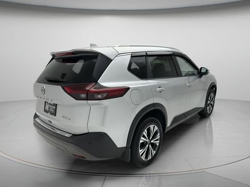 Used 2023 Nissan Rogue SV w/ SV Premium B Package AWD/4WD image 5